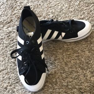 Adidas Gazelle sneakers